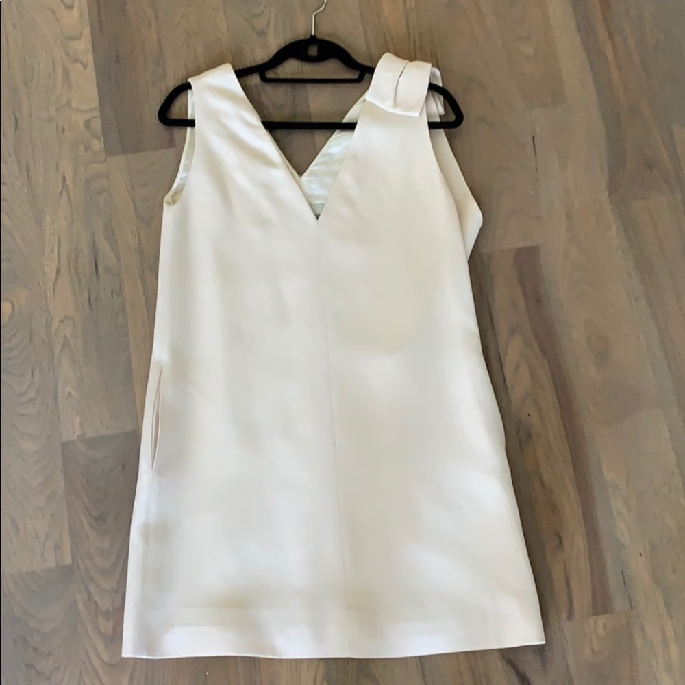 Valentino V neck dress with bow - blush color